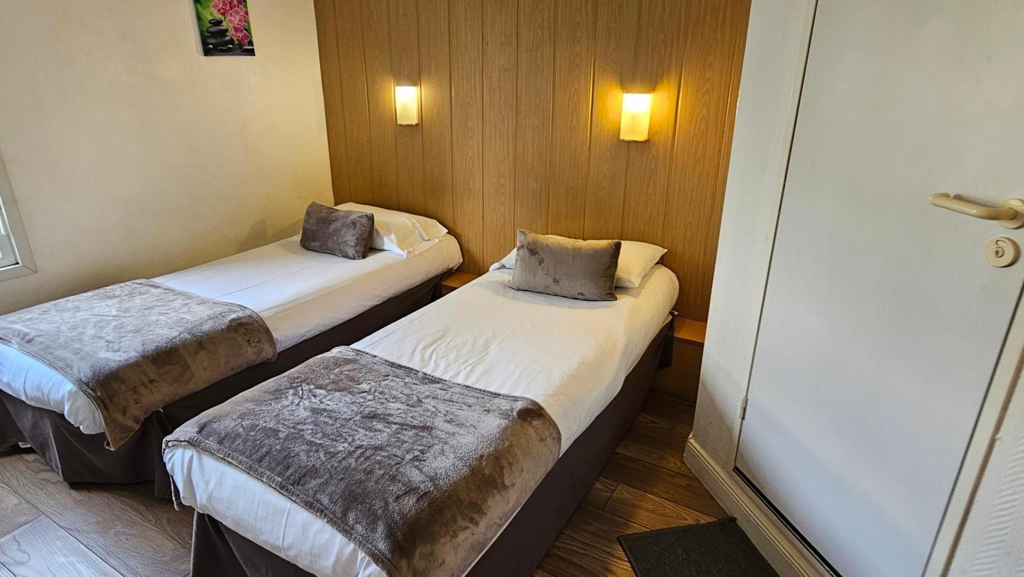 Brit Hotel Essentiel Pau Lescar Eksteriør billede