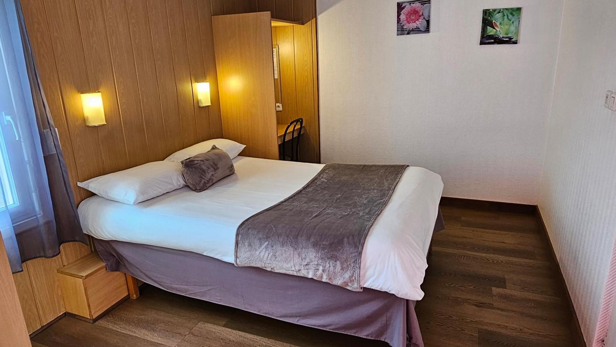 Brit Hotel Essentiel Pau Lescar Eksteriør billede