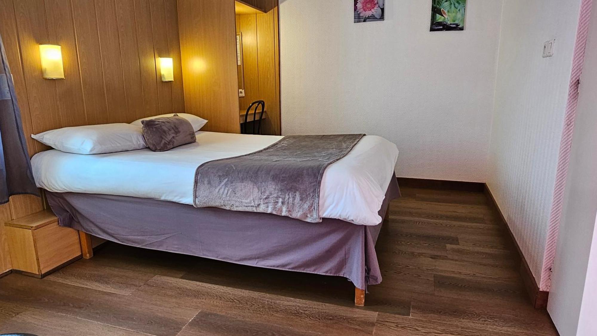 Brit Hotel Essentiel Pau Lescar Eksteriør billede
