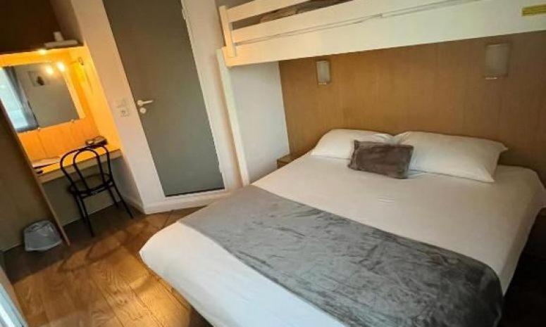 Brit Hotel Essentiel Pau Lescar Eksteriør billede